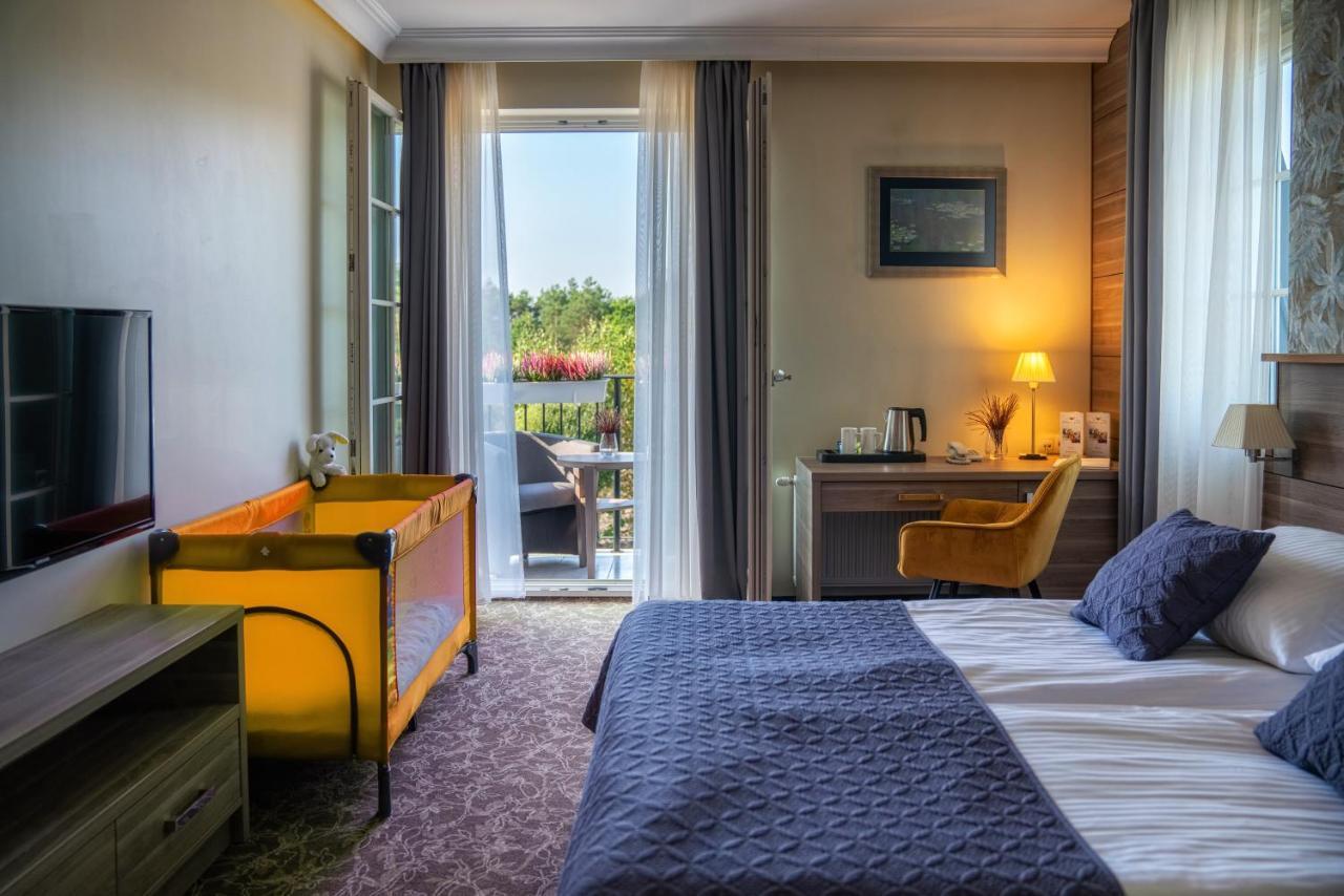 Korona Hotel Остроленка Экстерьер фото